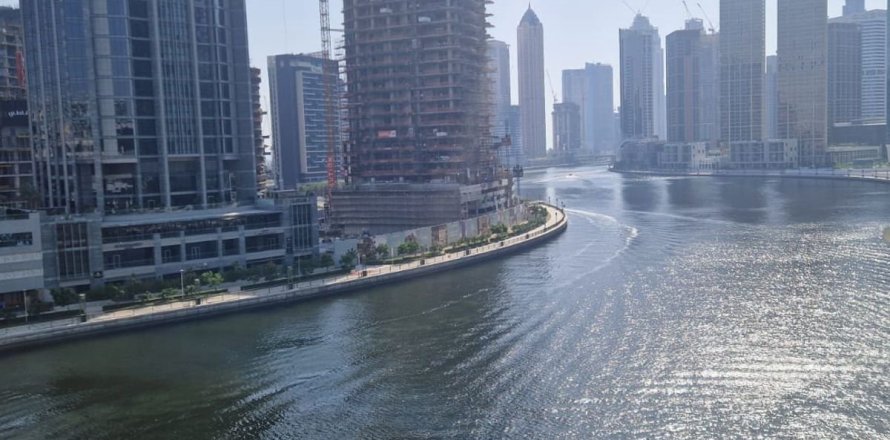 Apartment in Business Bay, Dubai 2 bedrooms, 128.3 sq.m. № 109184
