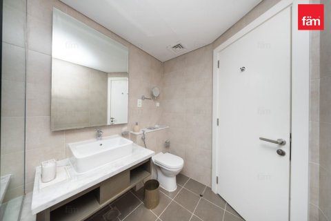 Apartment in Business Bay, Dubai 2 bedrooms, 128.3 sq.m. № 109184 - photo 25