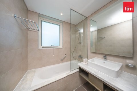 Apartment in Business Bay, Dubai 2 bedrooms, 128.3 sq.m. № 109184 - photo 26
