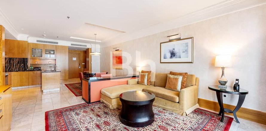 Hotel Apartamento en DIFC, Dubai, 3 dormitorios, 193 m², № 21191