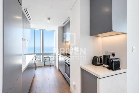 Apartment in Jumeirah Lake Towers, Dubai 2 bedrooms, 114.27 sq.m. № 140370 - photo 9