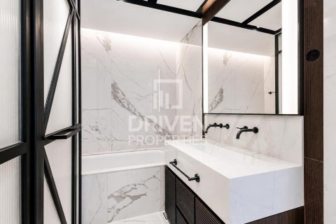 Apartment in Jumeirah Lake Towers, Dubai 2 bedrooms, 114.27 sq.m. № 140370 - photo 14