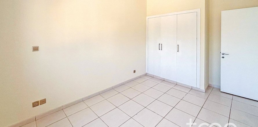 Вилла в The Springs, Дубай, 3 спальни, 228.08м², № 123633