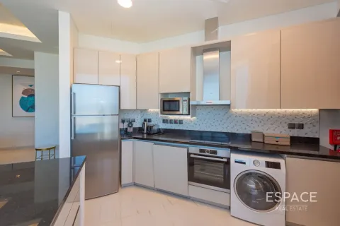 Apartamento en Dubai Media City, Dubai, 2 dormitorios, 147 m², № 122719 - foto 7
