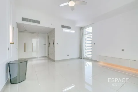 Apartment in Jumeirah Lake Towers, Dubai 3 bedrooms, 260 sq.m. № 122718 - photo 10