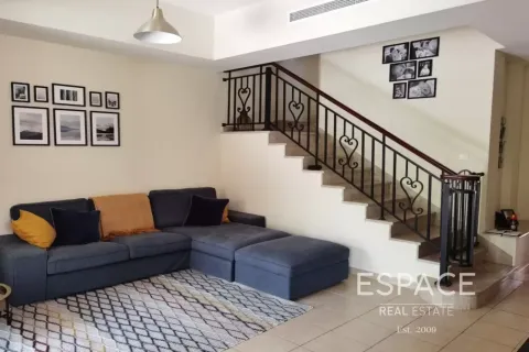 Villa in Arabian Ranches, Dubai 3 bedrooms, 206 sq.m. № 122716 - photo 2