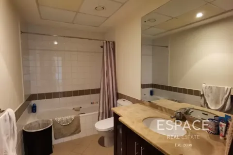 Villa in Arabian Ranches, Dubai 3 bedrooms, 206 sq.m. № 122716 - photo 12
