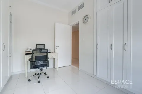 Villa à Springs 4, The Springs, Dubai, 3 chambres, 343 m², № 122714 - photo 12