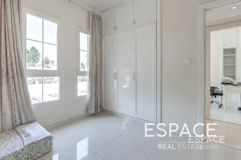 Villa à Springs 4, The Springs, Dubai, 3 chambres, 343 m², № 122714 - photo 10