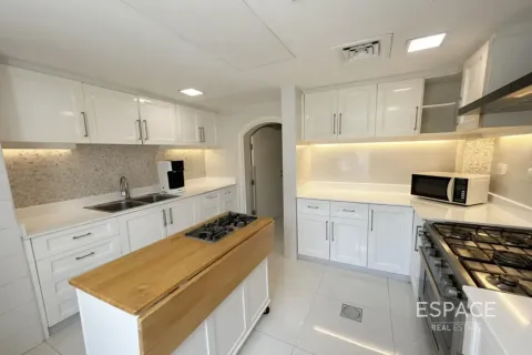 Villa à Springs 4, The Springs, Dubai, 3 chambres, 343 m², № 122714 - photo 6
