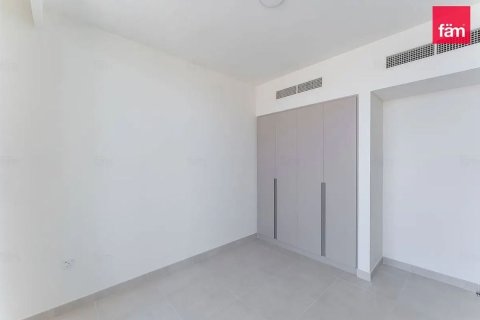 Villa in Dubai 4 bedrooms, 294 sq.m. № 123395 - photo 2