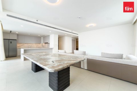 Apartment in Dubai Harbour, Dubai 4 bedrooms, 225.8 sq.m. № 123399 - photo 12