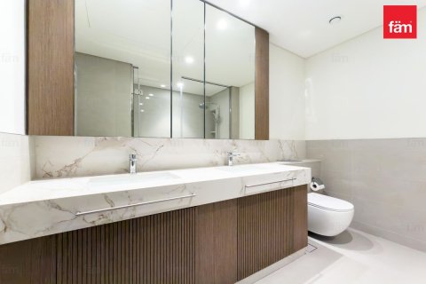 Apartment in Dubai Harbour, Dubai 4 bedrooms, 225.8 sq.m. № 123399 - photo 10