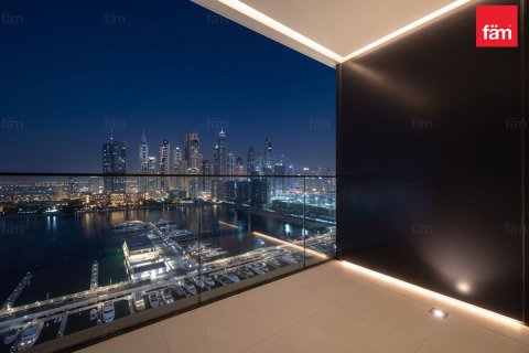 Apartment in Dubai Harbour, Dubai 4 bedrooms, 225.8 sq.m. № 123399 - photo 15