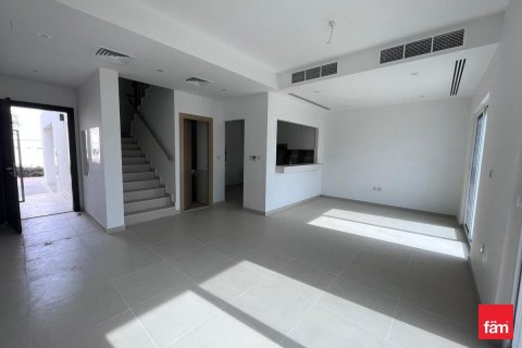Villa à Dubai, 3 chambres, 161.3 m², № 125038