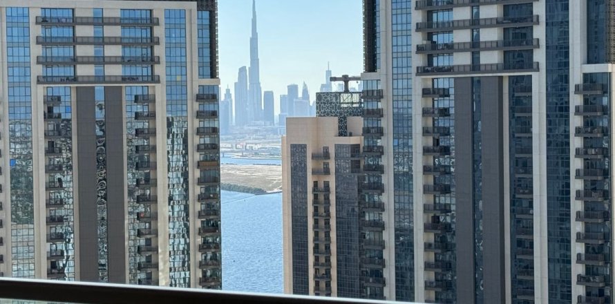 Apartment in Dubai 3 bedrooms, 167.2 sq.m. № 125043