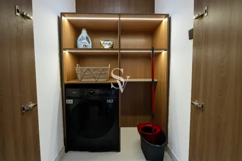 Apartment in Dubai Land, Dubai 2 bedrooms, 142 sq.m. № 67980 - photo 9