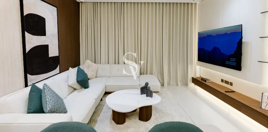 Apartment in Dubai Land, Dubai 2 bedrooms, 142 sq.m. № 67980