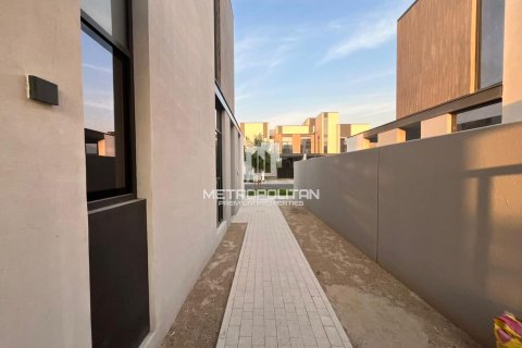Villa en Mudon, Dubai, 4 dormitorios, 241 m², № 73940 - foto 7