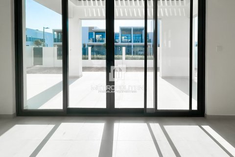 Villa in Caya, Arabian Ranches 3, Dubai 3 bedrooms, 335 sq.m. № 73933 - photo 11