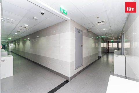 بناية في دبي 6858 م² رقم 12268 - صورة 19