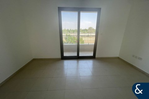 Villa in Hayat Townhouses, Town Square, Dubai 3 bedrooms, 203 sq.m. № 76248 - photo 7