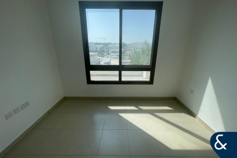 Villa in Hayat Townhouses, Town Square, Dubai 3 bedrooms, 203 sq.m. № 76248 - photo 10
