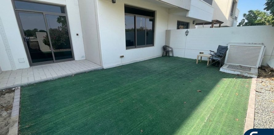 Villa in Hayat Townhouses, Town Square, Dubai 3 bedrooms, 203 sq.m. № 76248