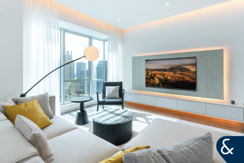 Apartment in Marina Promenade, Dubai Marina, Dubai 2 bedrooms, 139 sq.m. № 76251 - photo 1