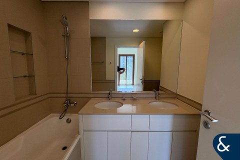 Apartment in Zahra Breeze Apartments 3A, Town Square, Dubai 2 bedrooms, 146 sq.m. № 76249 - photo 10