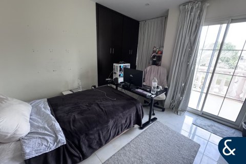 Villa in District 8A, Jumeirah Village Triangle, Dubai 3 bedrooms, 250 sq.m. № 76094 - photo 21