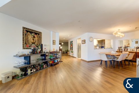 Apartment in Marina Tower, Dubai Marina, Dubai 3 bedrooms, 252 sq.m. № 76093 - photo 7