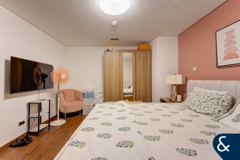 Apartment in Marina Tower, Dubai Marina, Dubai 3 bedrooms, 252 sq.m. № 76093 - photo 15