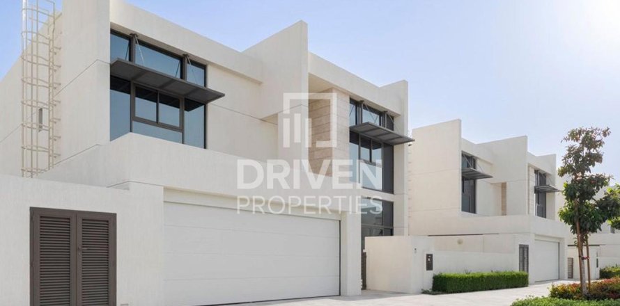 Villa en District One, Mohammed Bin Rashid City, Dubai, 4 dormitorios, 608.14 m², № 127841