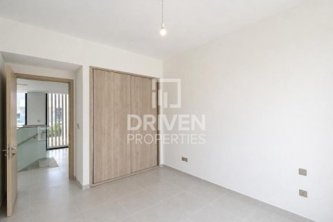 Villa in Jebel Ali, Dubai 5 bedrooms, 715.73 sq.m. № 127840 - photo 17
