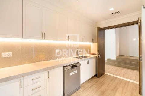 Villa in Jumeirah, Dubai 4 bedrooms, 384.99 sq.m. № 127838 - photo 22