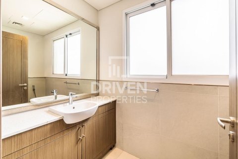 Villa in Jumeirah, Dubai 4 bedrooms, 384.99 sq.m. № 127838 - photo 26