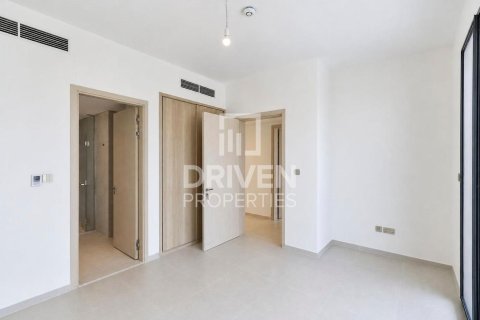 Villa in Jebel Ali, Dubai 4 bedrooms, 640.01 sq.m. № 127839 - photo 11