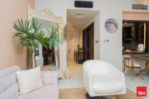 Apartment in Old Town, Dubai 1 bedroom, 90 sq.m. № 109427 - photo 12