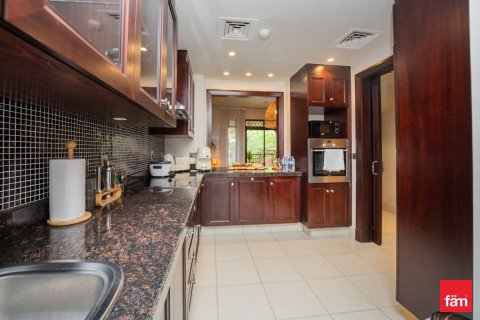 Apartment in Old Town, Dubai 1 bedroom, 90 sq.m. № 109427 - photo 9