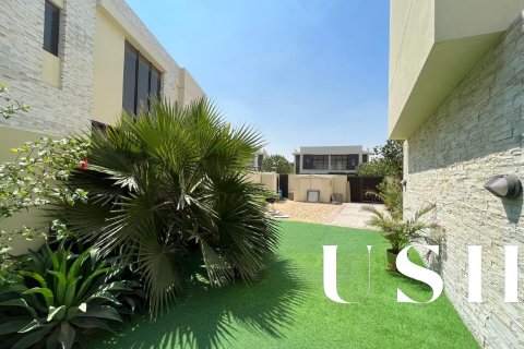 Villa in DAMAC Hills (Akoya by DAMAC), Dubai 4 bedrooms, 445 sq.m. № 42367 - photo 6