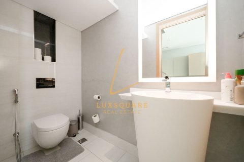 Apartment in SLS Dubai Hotel & Residences, Business Bay, Dubai 1 bedroom, 111 sq.m. № 124459 - photo 18