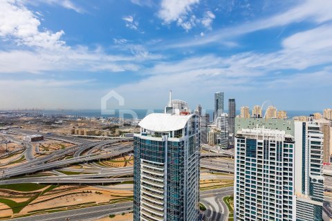 Apartment in Jumeirah Lake Towers, Dubai 1 bedroom, 85 sq.m. № 124454 - photo 19