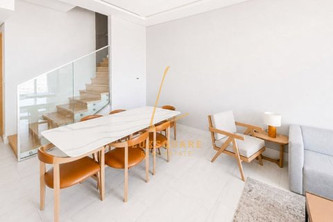 Apartamento en SLS Dubai Hotel & Residences, Business Bay, Dubai, 2 dormitorios, 173 m², № 124457 - foto 6