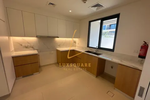 Villa in Jebel Ali, Dubai 4 bedrooms, 252 sq.m. № 124458 - photo 4