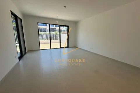 Villa in Jebel Ali, Dubai 4 bedrooms, 252 sq.m. № 124458 - photo 2