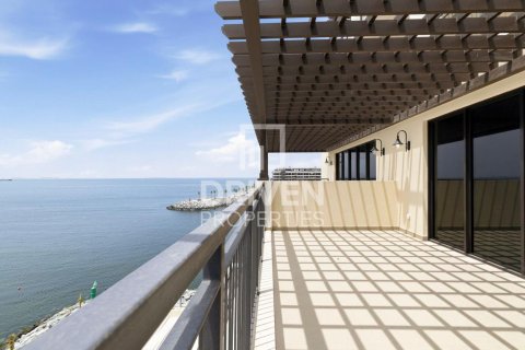 Apartment in La Mer, Jumeirah, Dubai 2 bedrooms, 184.97 sq.m. № 140131 - photo 19