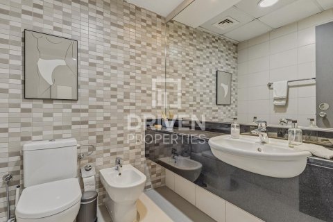 Ático en Dubai Internet City, Dubai, 3 dormitorios, 487.46 m², № 126388 - foto 16
