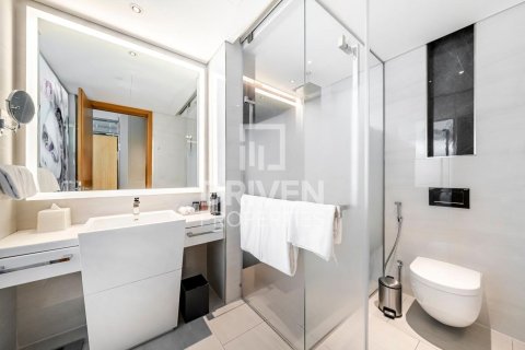 Apartamento en SLS Dubai Hotel & Residences, Business Bay, Dubai, estudio, 62.99 m², № 126386 - foto 2