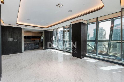 Apartamento en Business Bay, Dubai, 4 dormitorios, 272.86 m², № 126391